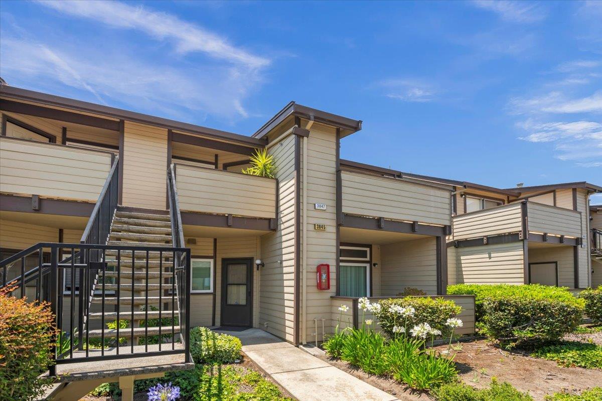 Thumbnail for 3847 Yorkshire St #8,  San Leandro, CA 94578