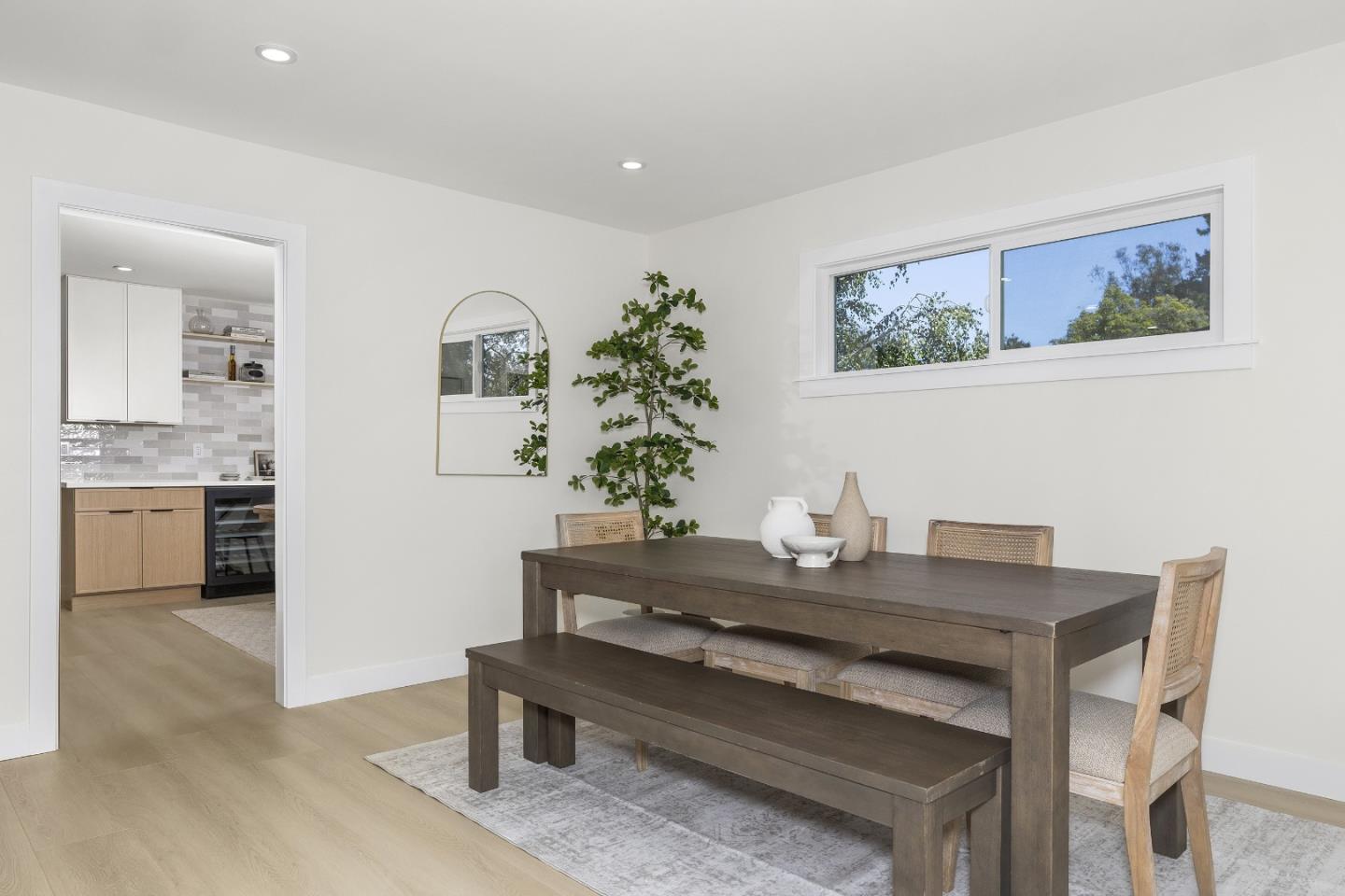 Detail Gallery Image 13 of 41 For 314 Germaine Ave, Santa Cruz,  CA 95065 - 5 Beds | 2/1 Baths