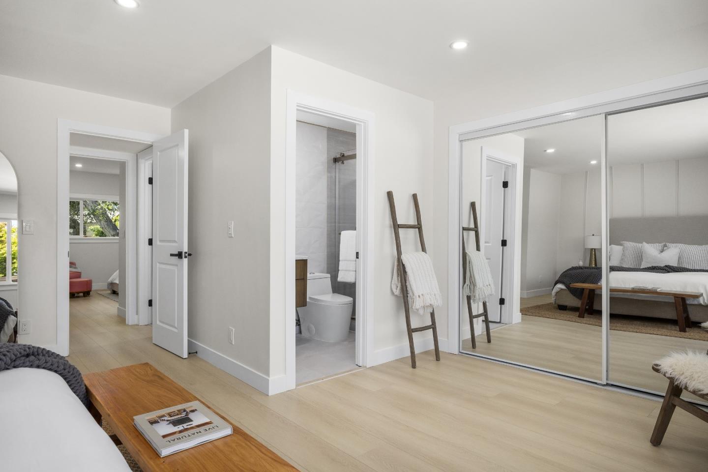 Detail Gallery Image 16 of 41 For 314 Germaine Ave, Santa Cruz,  CA 95065 - 5 Beds | 2/1 Baths