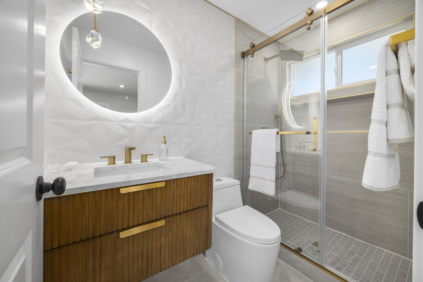 Detail Gallery Image 17 of 41 For 314 Germaine Ave, Santa Cruz,  CA 95065 - 5 Beds | 2/1 Baths