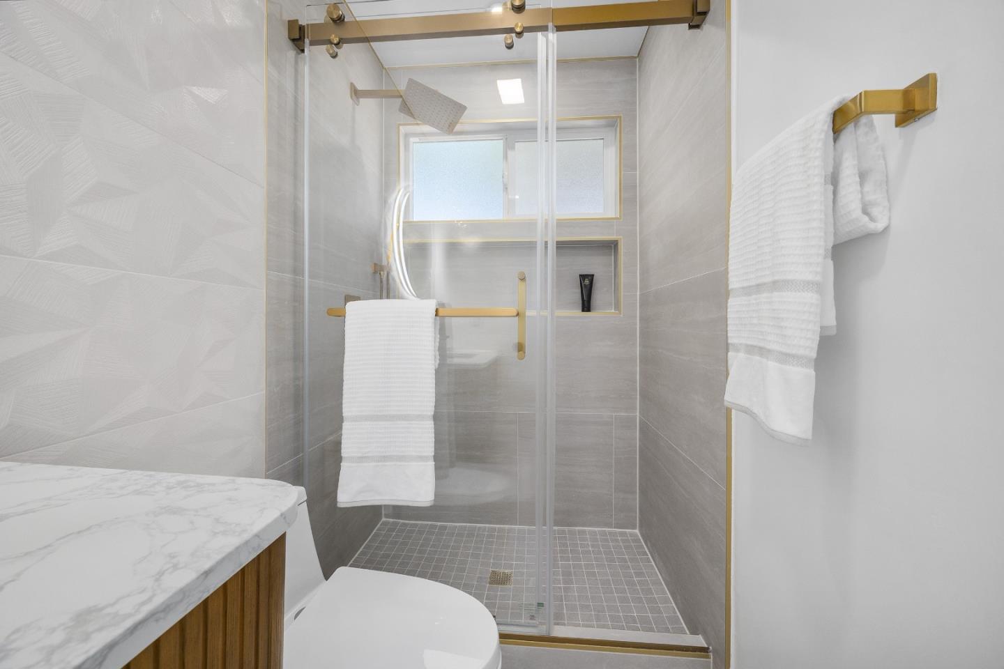 Detail Gallery Image 19 of 41 For 314 Germaine Ave, Santa Cruz,  CA 95065 - 5 Beds | 2/1 Baths