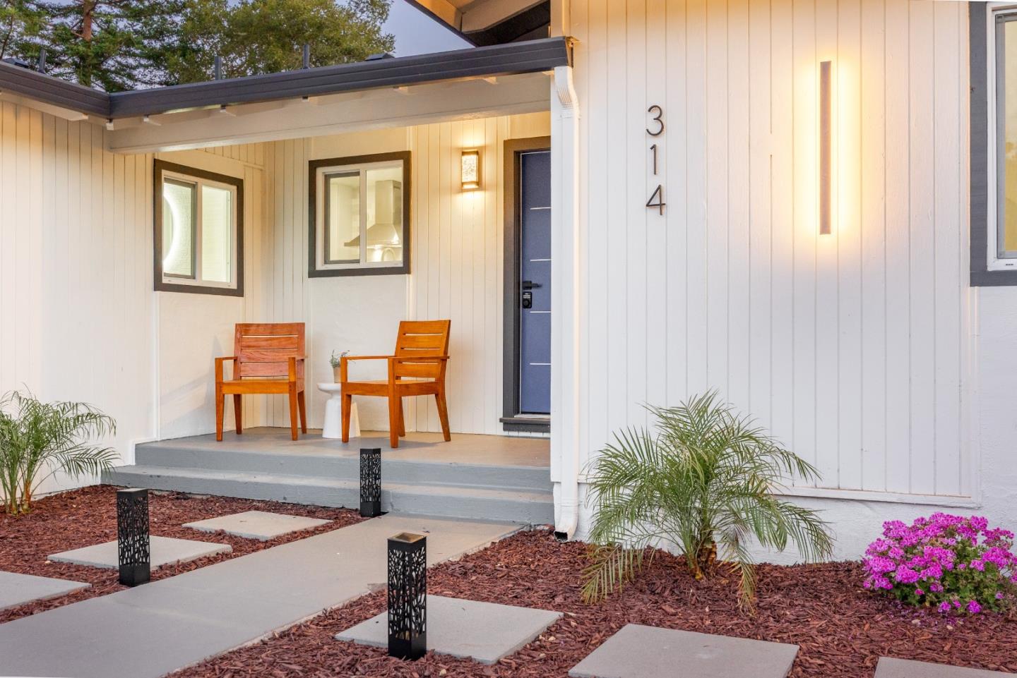 Detail Gallery Image 2 of 41 For 314 Germaine Ave, Santa Cruz,  CA 95065 - 5 Beds | 2/1 Baths