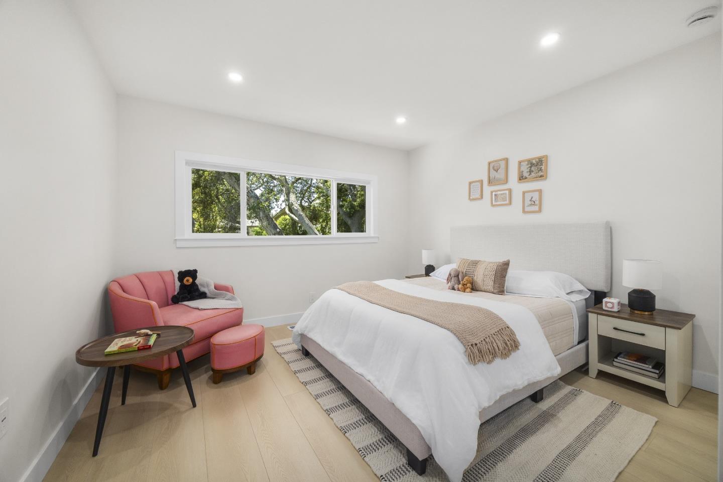 Detail Gallery Image 23 of 41 For 314 Germaine Ave, Santa Cruz,  CA 95065 - 5 Beds | 2/1 Baths