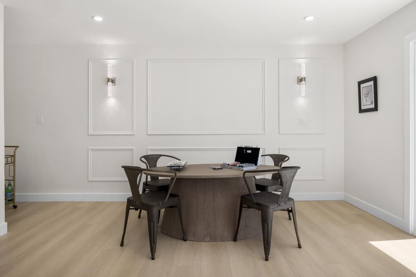 Detail Gallery Image 35 of 41 For 314 Germaine Ave, Santa Cruz,  CA 95065 - 5 Beds | 2/1 Baths