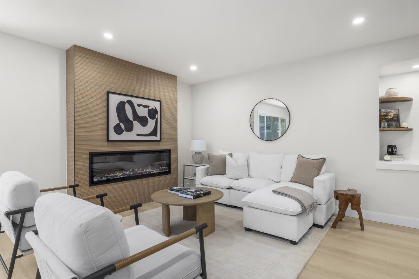 Detail Gallery Image 5 of 41 For 314 Germaine Ave, Santa Cruz,  CA 95065 - 5 Beds | 2/1 Baths