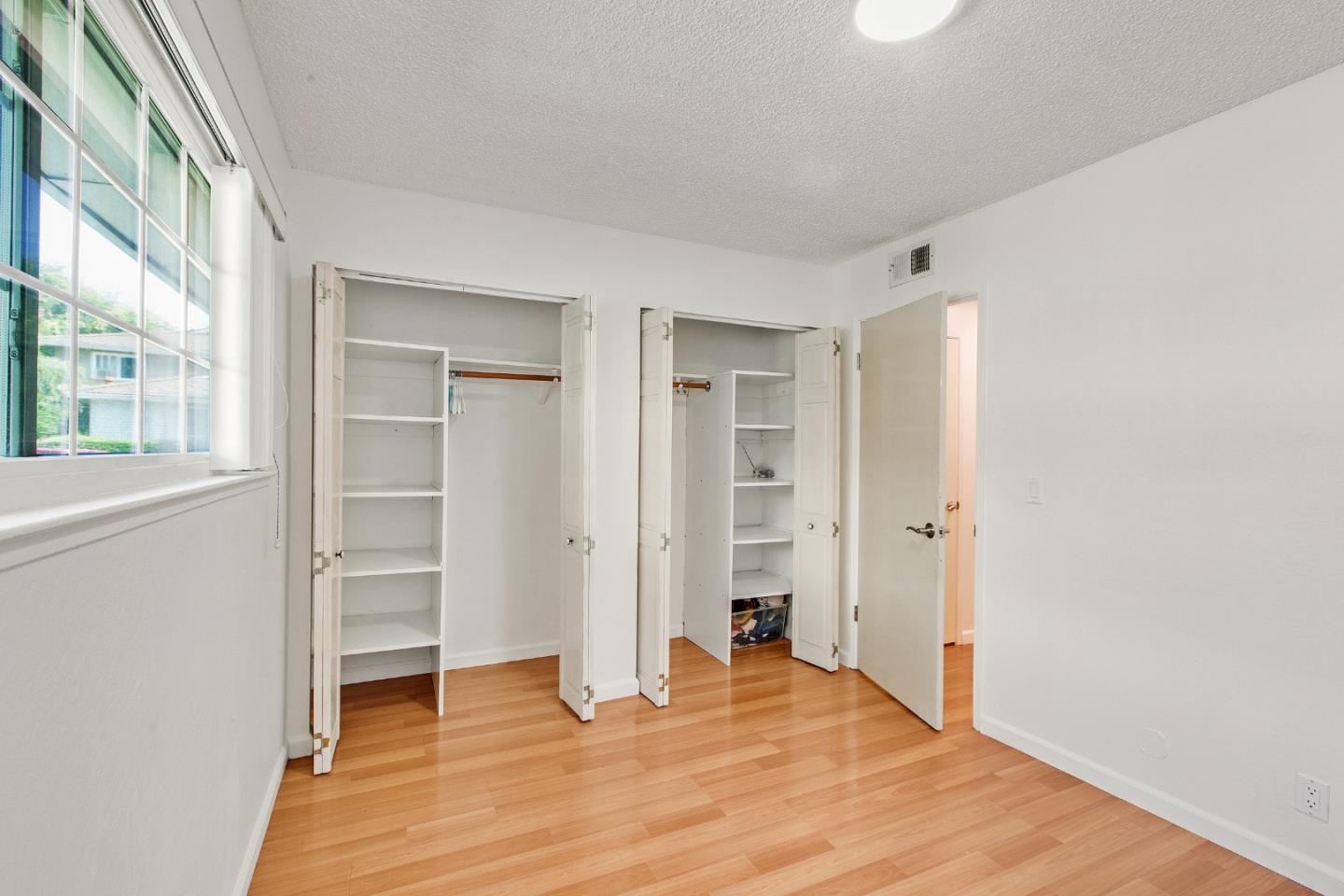 Detail Gallery Image 10 of 19 For 2498 Golzio Ct #1,  San Jose,  CA 95133 - 2 Beds | 1 Baths
