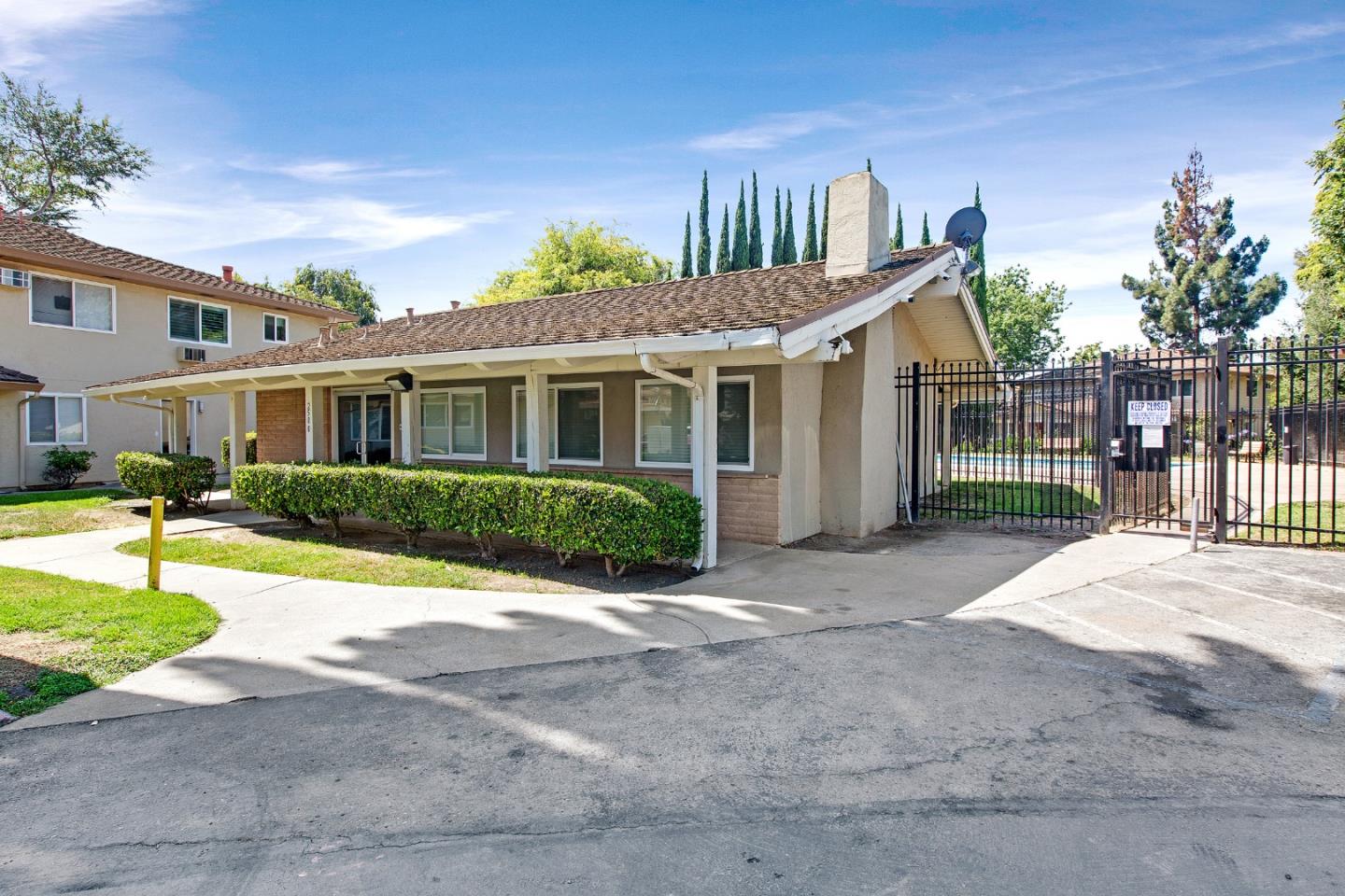 Detail Gallery Image 19 of 19 For 2498 Golzio Ct #1,  San Jose,  CA 95133 - 2 Beds | 1 Baths