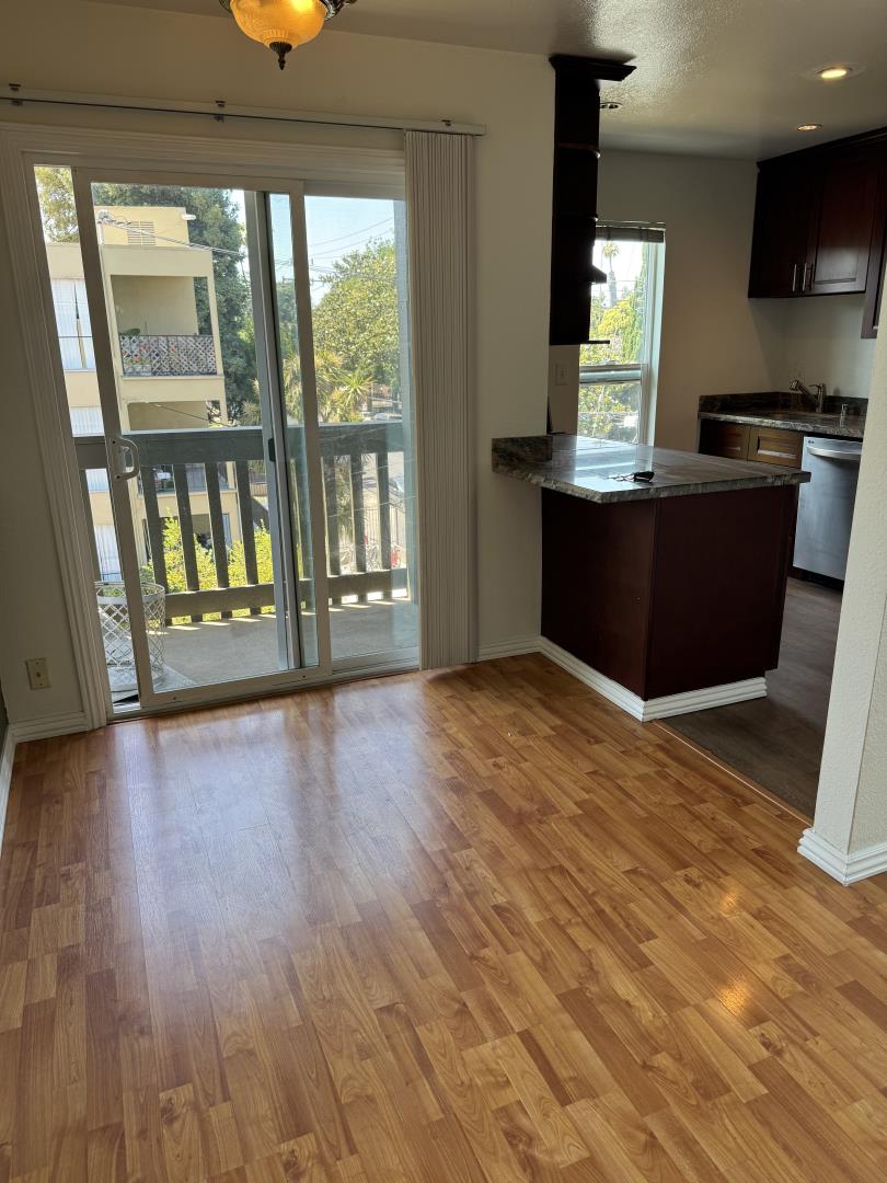 Detail Gallery Image 6 of 10 For 480 E O'keefe St #302,  East Palo Alto,  CA 94303 - 1 Beds | 1 Baths