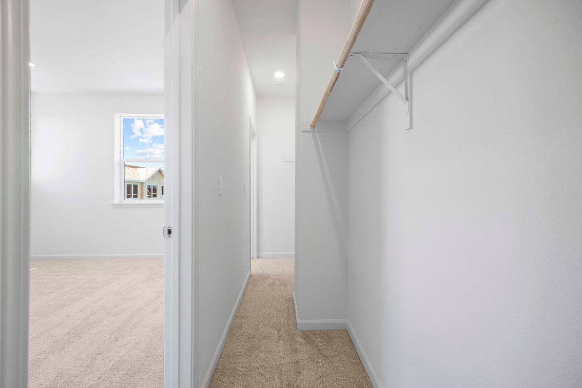Detail Gallery Image 28 of 39 For 3921-3921a Novel Way, Castro Valley,  CA 94546 - 4 Beds | 4 Baths