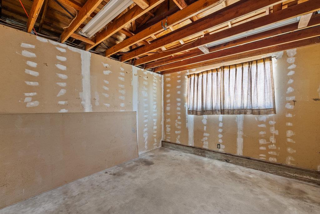Detail Gallery Image 17 of 20 For 2107 Chanticleer Ave, Santa Cruz,  CA 95062 - 3 Beds | 2 Baths