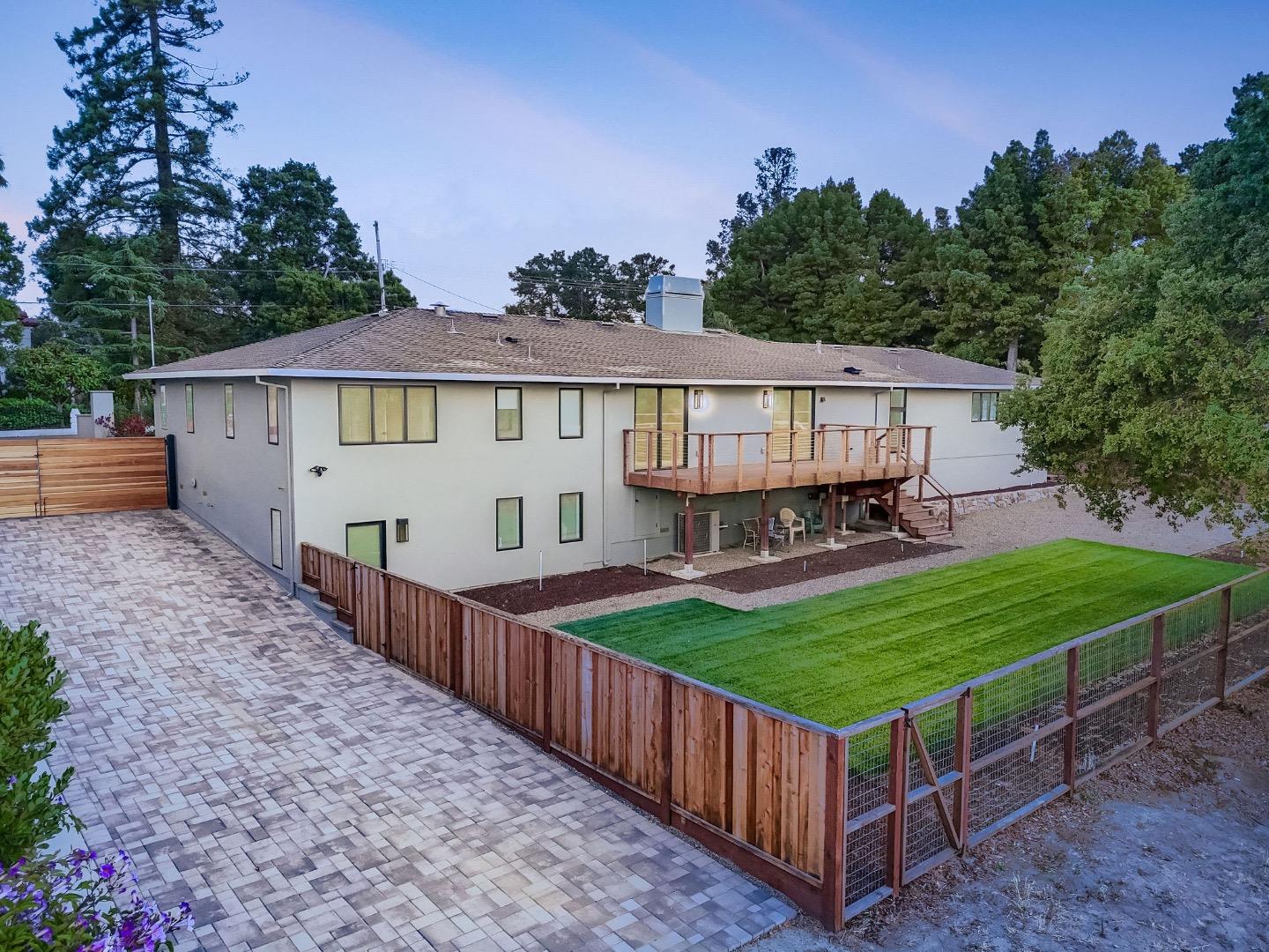 Detail Gallery Image 14 of 74 For 1620 Marlborough Rd, Hillsborough,  CA 94010 - 3 Beds | 2 Baths