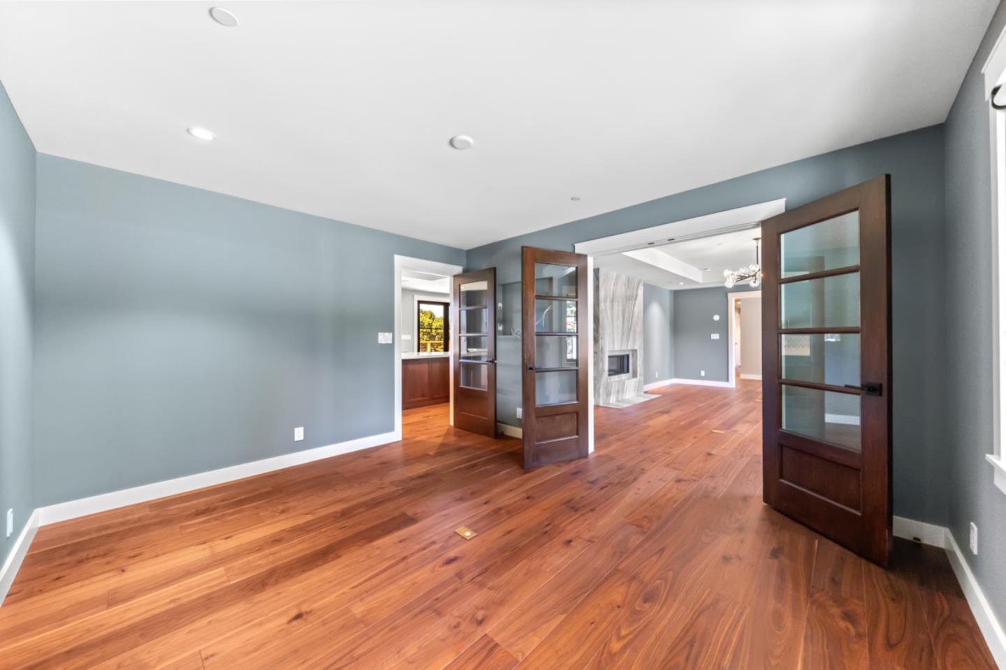 Detail Gallery Image 49 of 74 For 1620 Marlborough Rd, Hillsborough,  CA 94010 - 3 Beds | 2 Baths