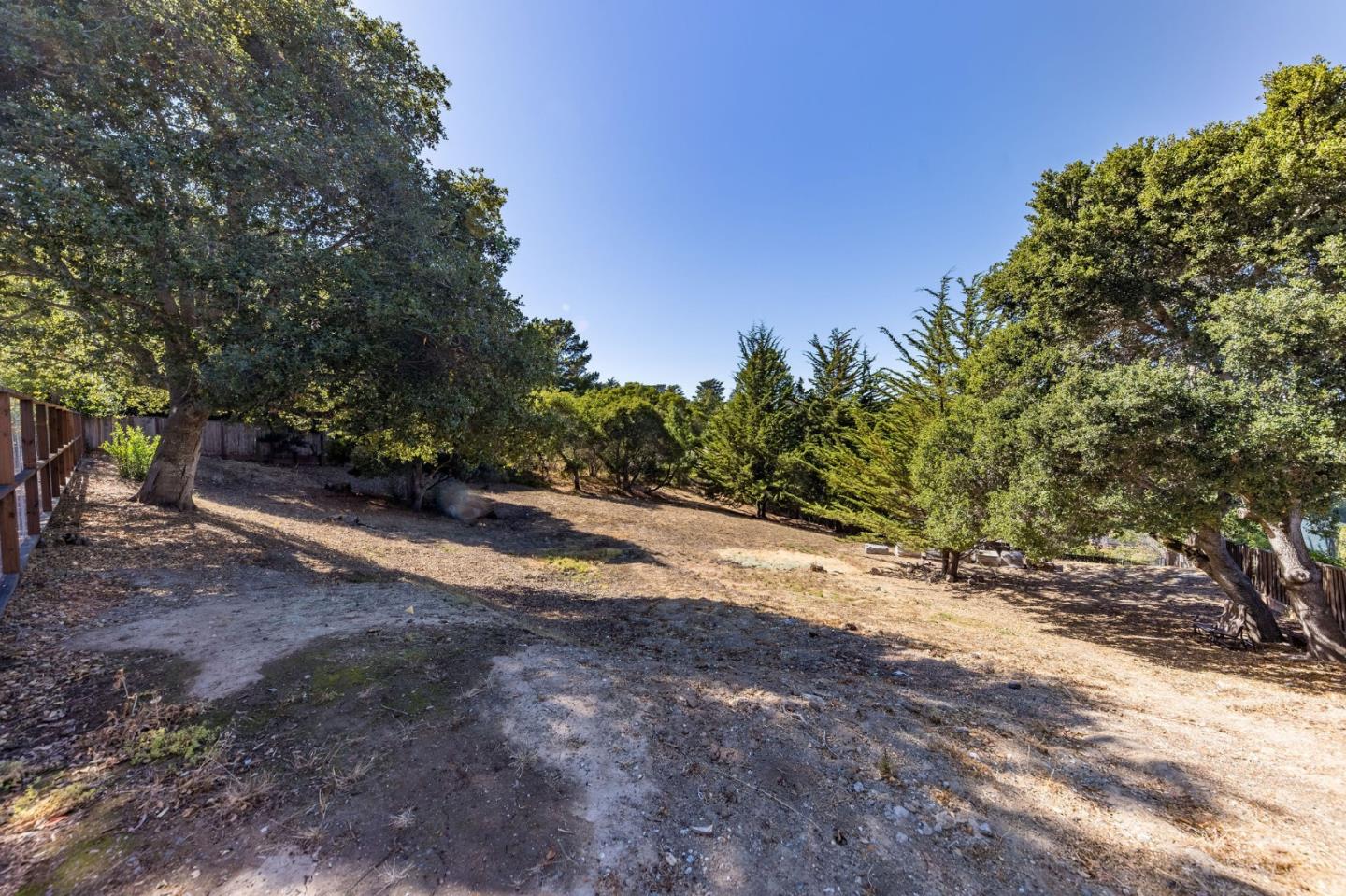 Detail Gallery Image 85 of 90 For 1620 Marlborough Rd, Hillsborough,  CA 94010 - 3 Beds | 2 Baths