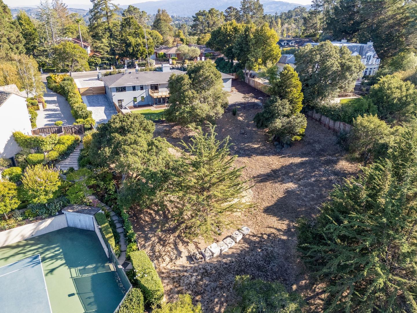 Detail Gallery Image 87 of 90 For 1620 Marlborough Rd, Hillsborough,  CA 94010 - 3 Beds | 2 Baths