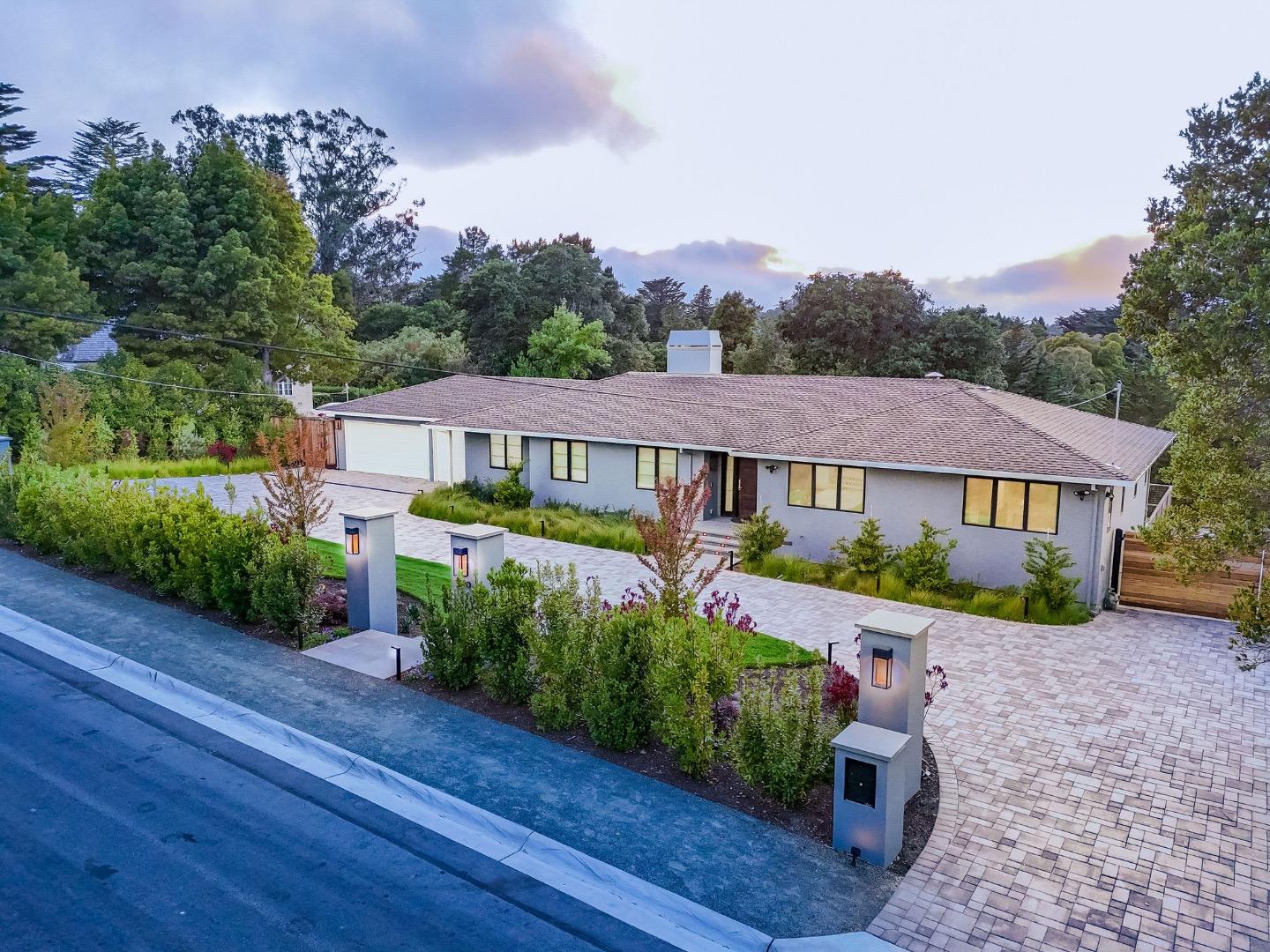 Detail Gallery Image 9 of 74 For 1620 Marlborough Rd, Hillsborough,  CA 94010 - 3 Beds | 2 Baths