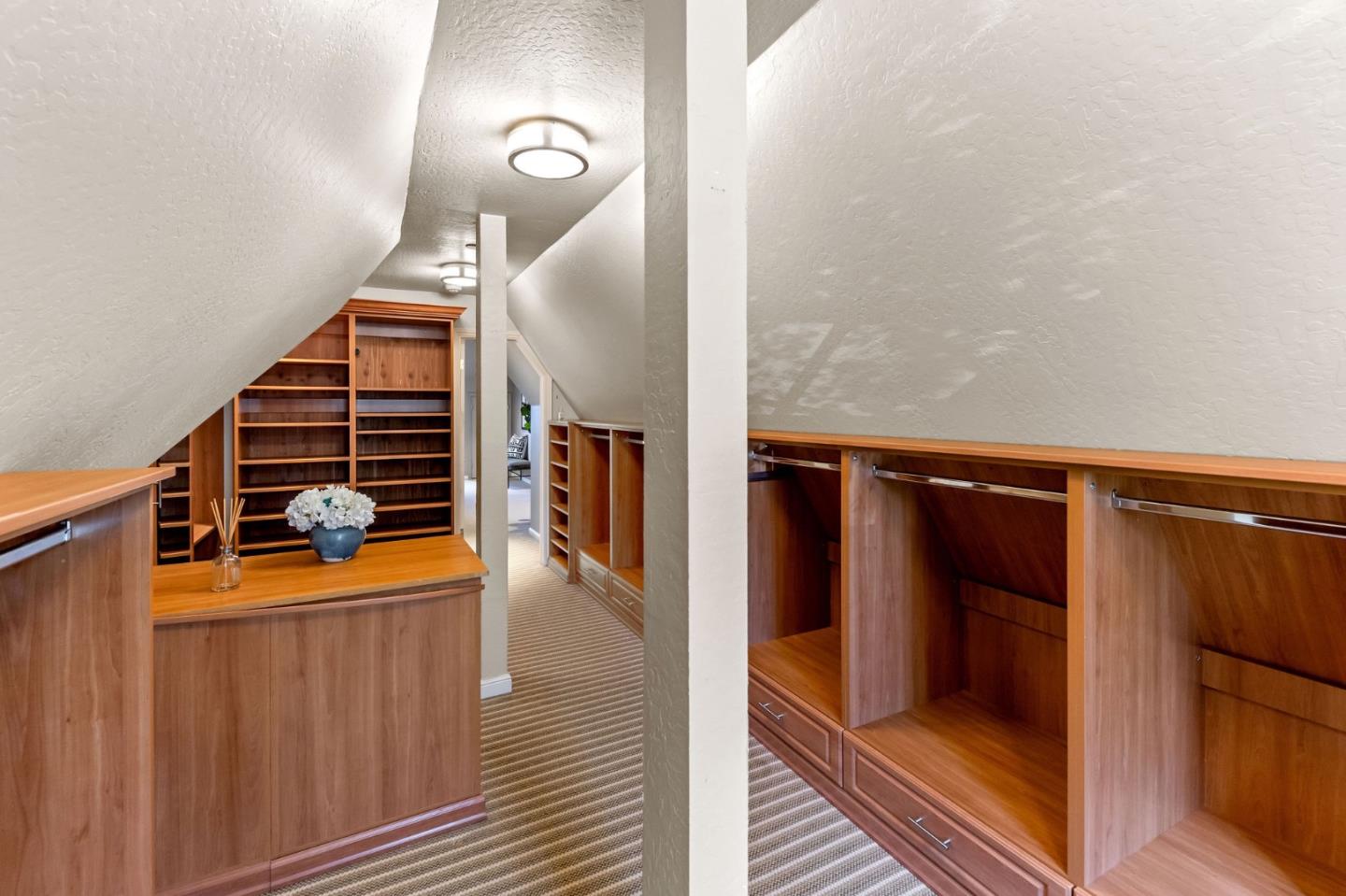 Detail Gallery Image 103 of 111 For 1600 Marlborough Rd, Hillsborough,  CA 94010 - 7 Beds | 7/1 Baths