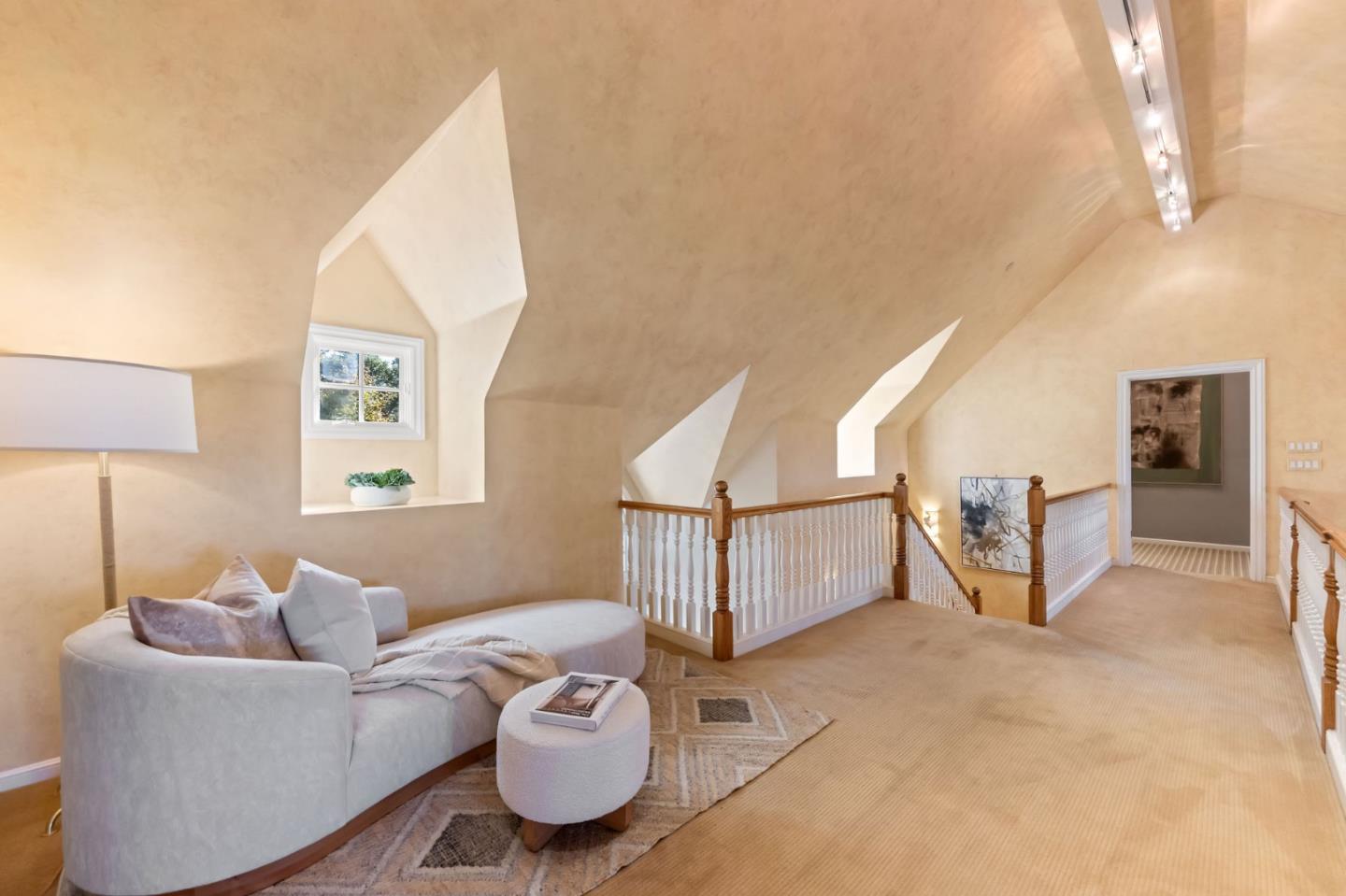 Detail Gallery Image 106 of 111 For 1600 Marlborough Rd, Hillsborough,  CA 94010 - 7 Beds | 7/1 Baths