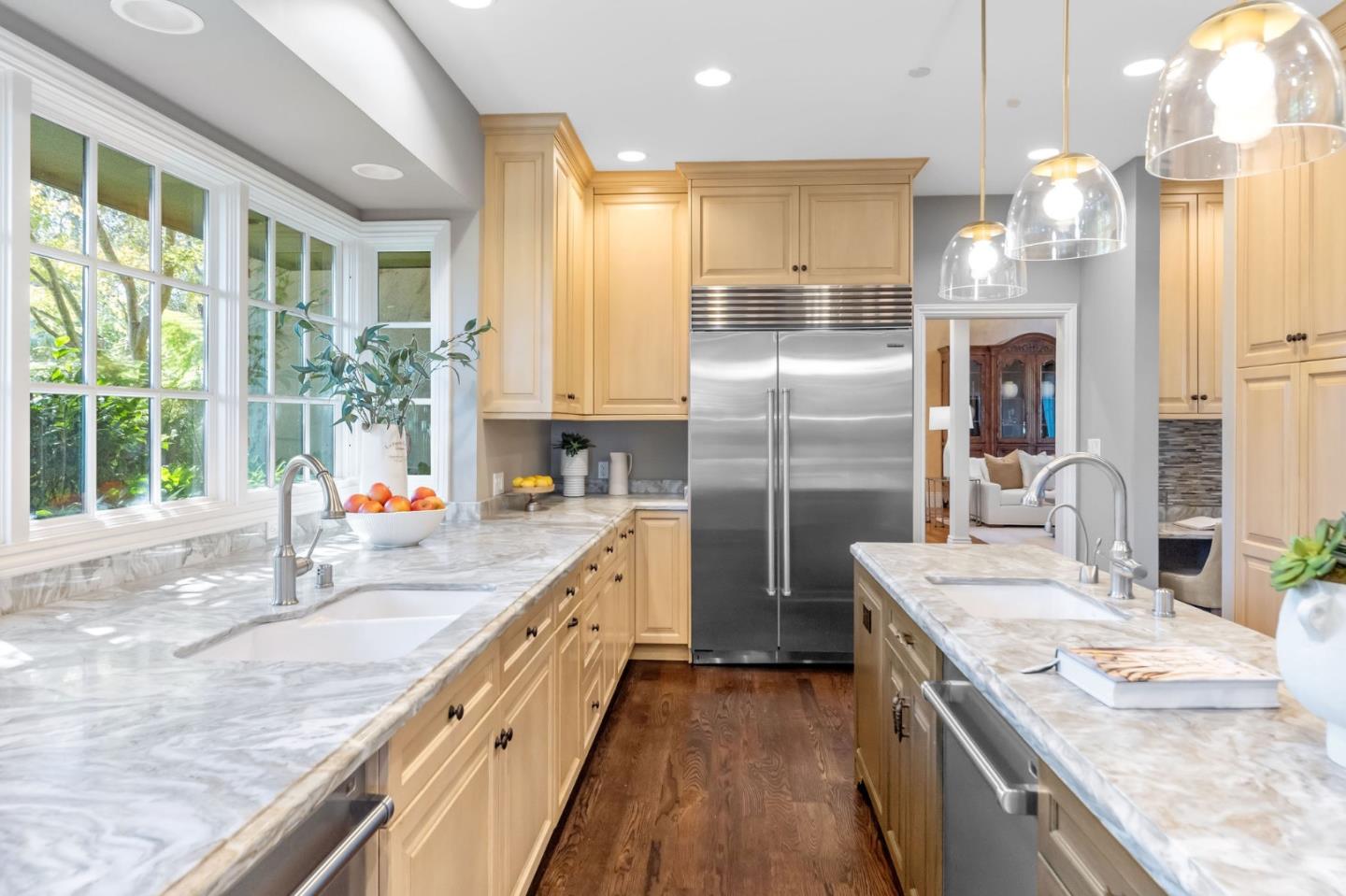 Detail Gallery Image 36 of 111 For 1600 Marlborough Rd, Hillsborough,  CA 94010 - 7 Beds | 7/1 Baths