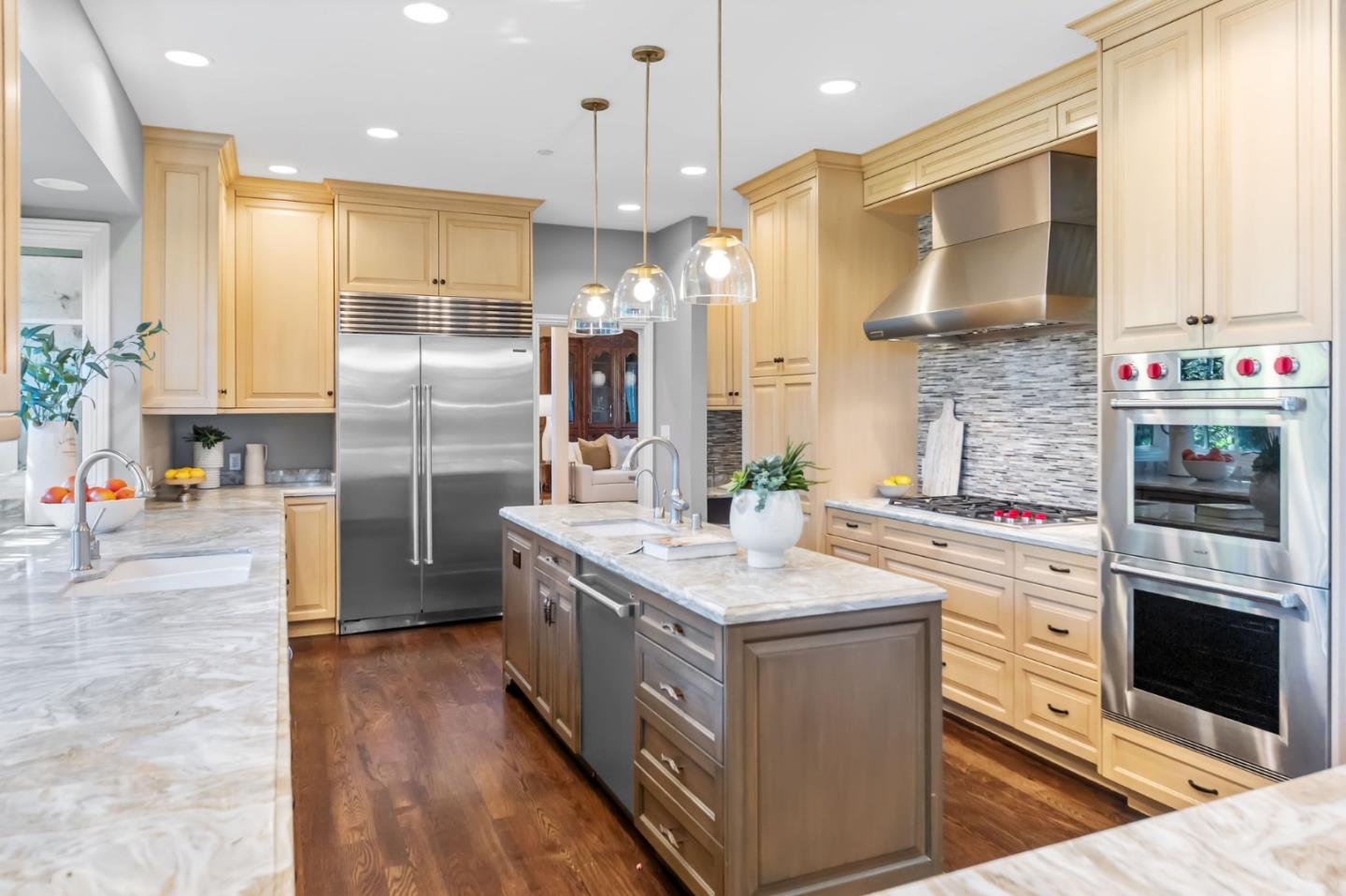 Detail Gallery Image 42 of 111 For 1600 Marlborough Rd, Hillsborough,  CA 94010 - 7 Beds | 7/1 Baths