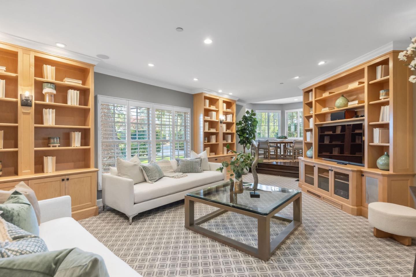 Detail Gallery Image 47 of 111 For 1600 Marlborough Rd, Hillsborough,  CA 94010 - 7 Beds | 7/1 Baths