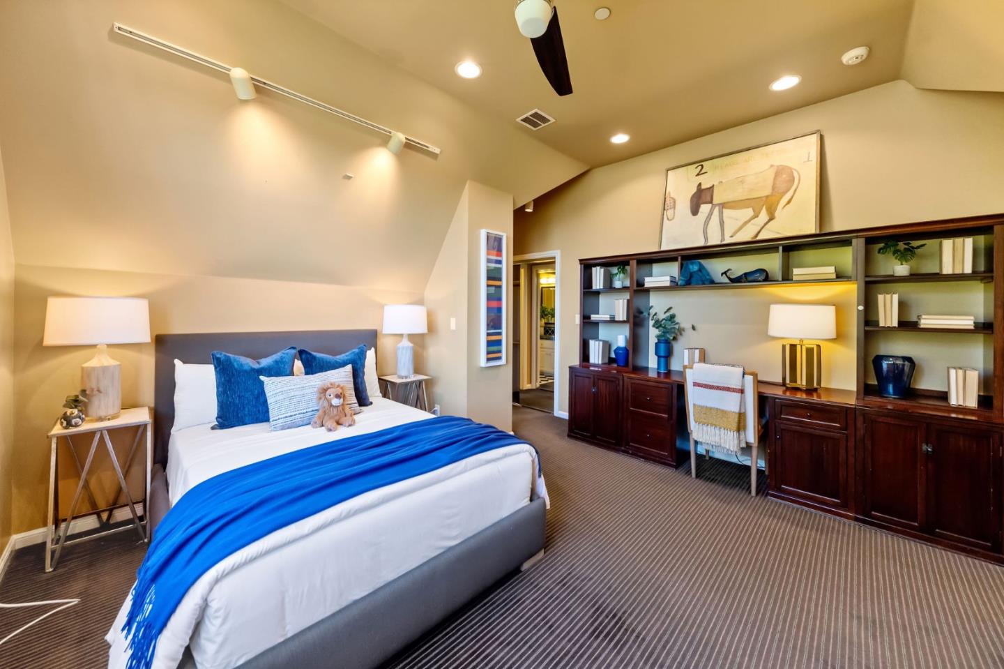 Detail Gallery Image 58 of 111 For 1600 Marlborough Rd, Hillsborough,  CA 94010 - 7 Beds | 7/1 Baths