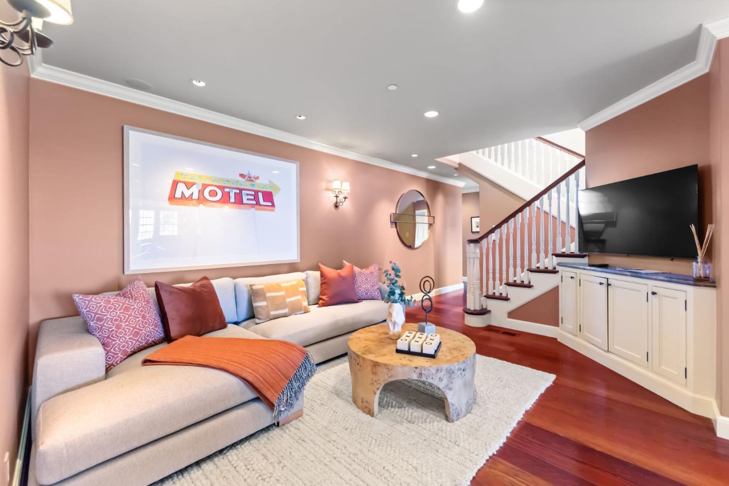 Detail Gallery Image 72 of 111 For 1600 Marlborough Rd, Hillsborough,  CA 94010 - 7 Beds | 7/1 Baths