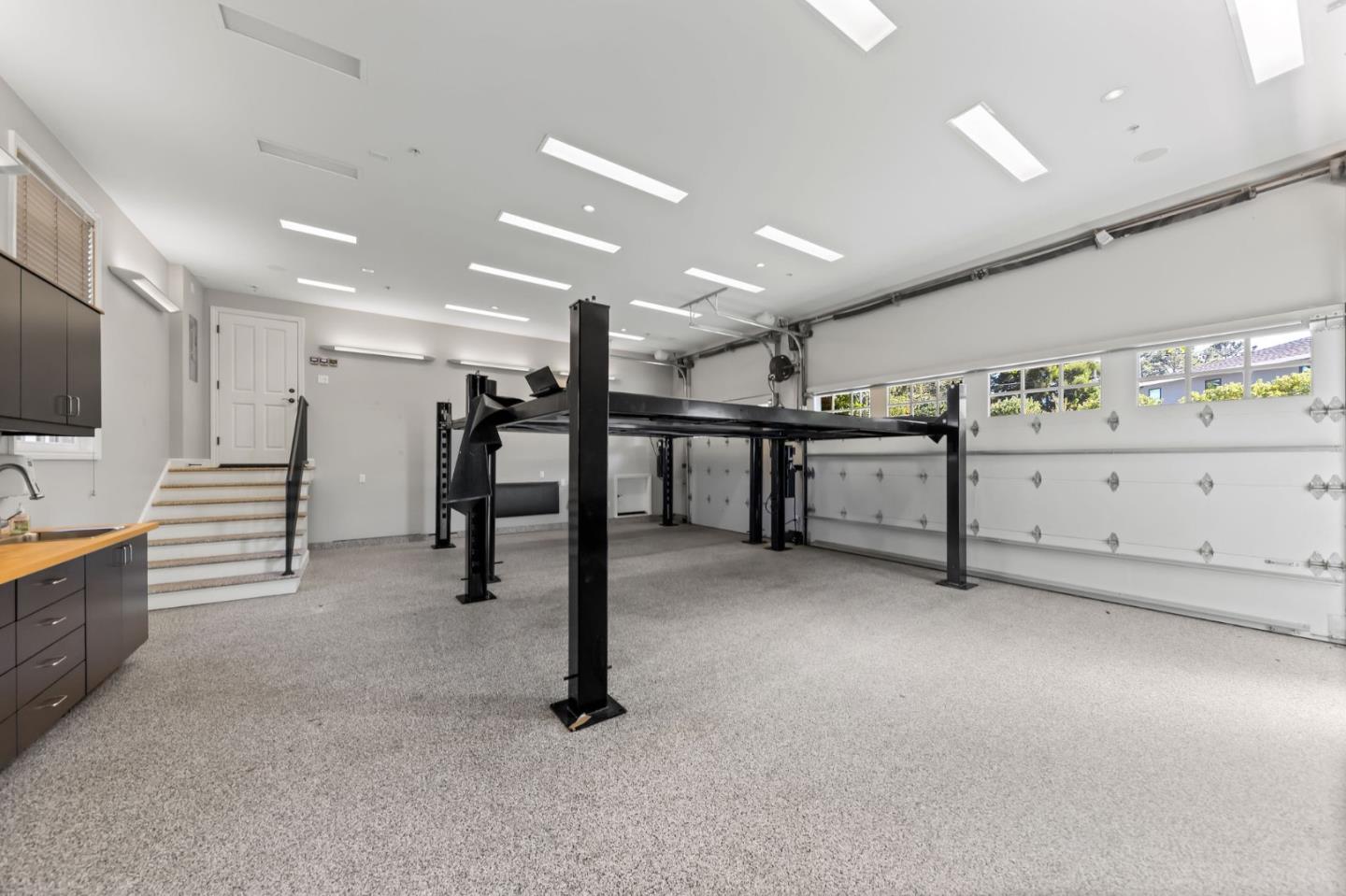 Detail Gallery Image 77 of 111 For 1600 Marlborough Rd, Hillsborough,  CA 94010 - 7 Beds | 7/1 Baths