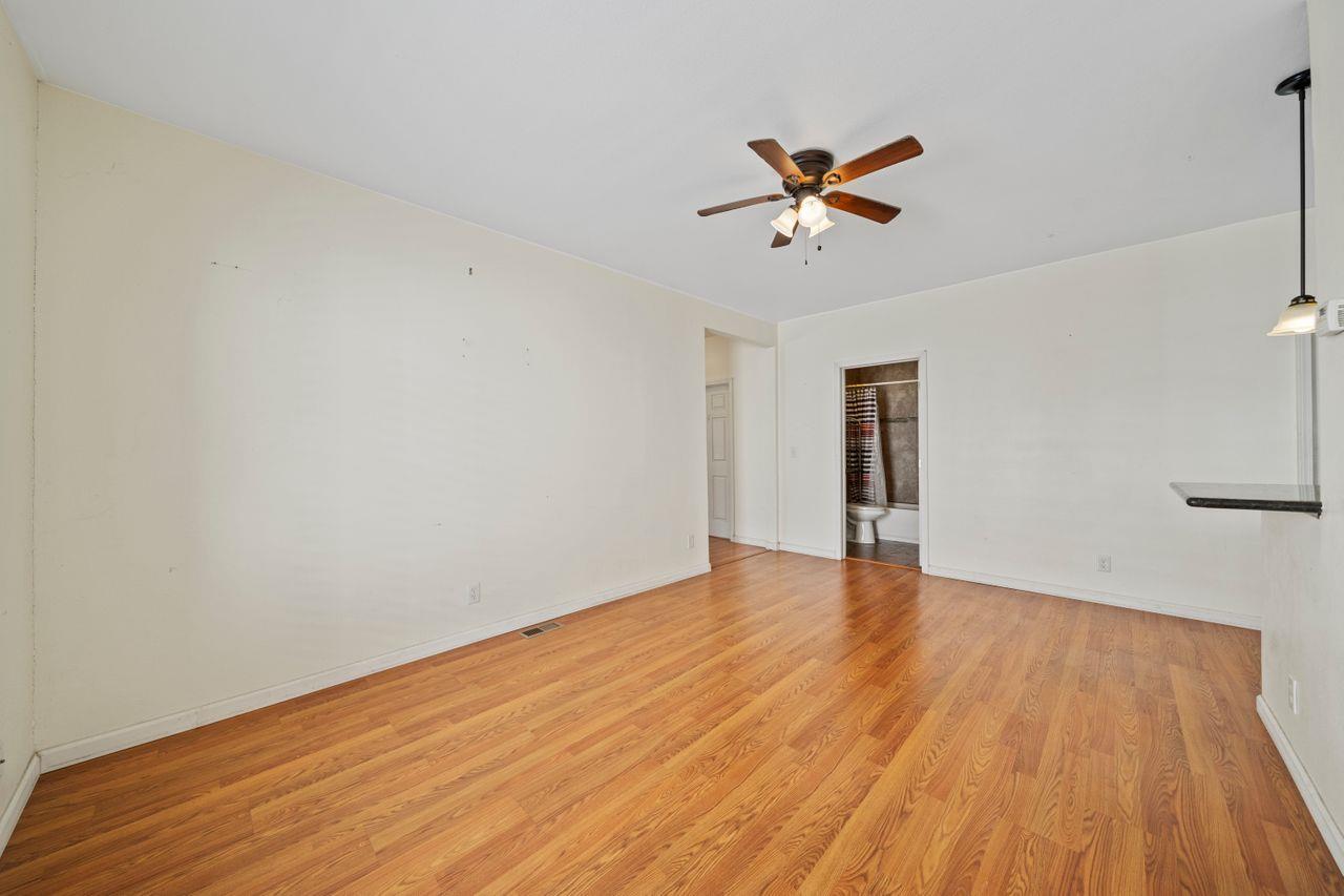 Detail Gallery Image 10 of 15 For 488 E Saint John, San Jose,  CA 95112 - 3 Beds | 2 Baths