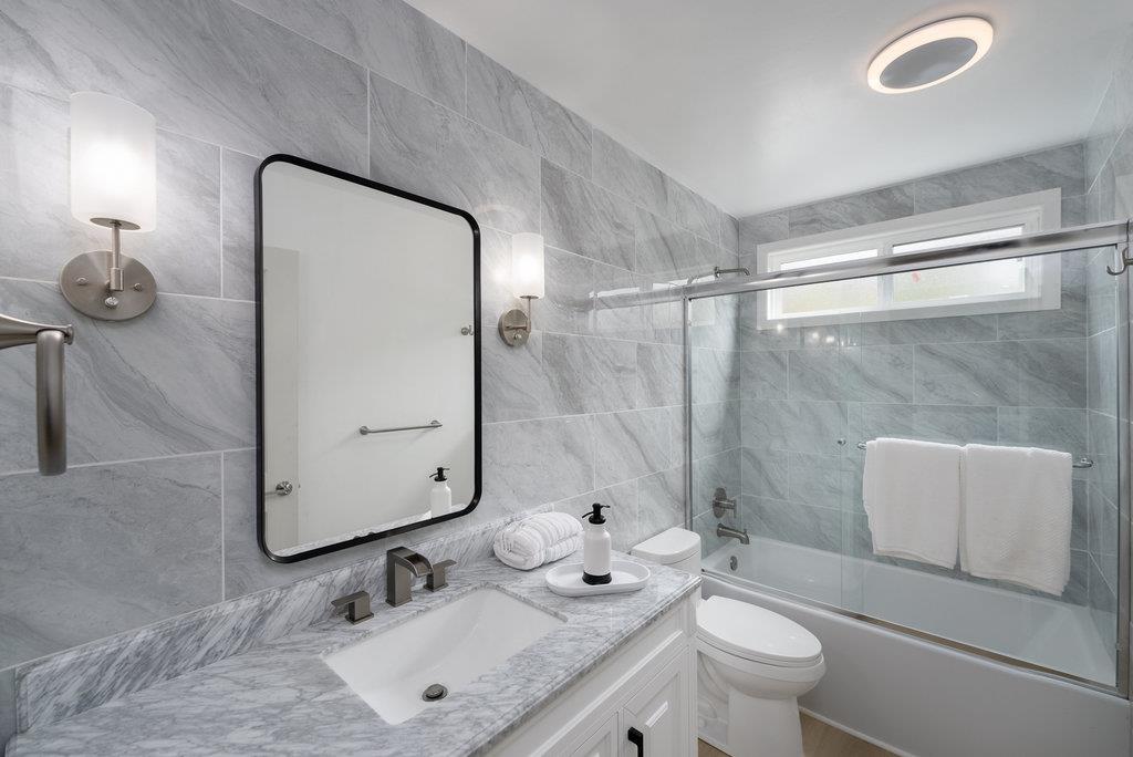 Detail Gallery Image 23 of 56 For 1545 Escalona Dr, Santa Cruz,  CA 95060 - 3 Beds | 3 Baths
