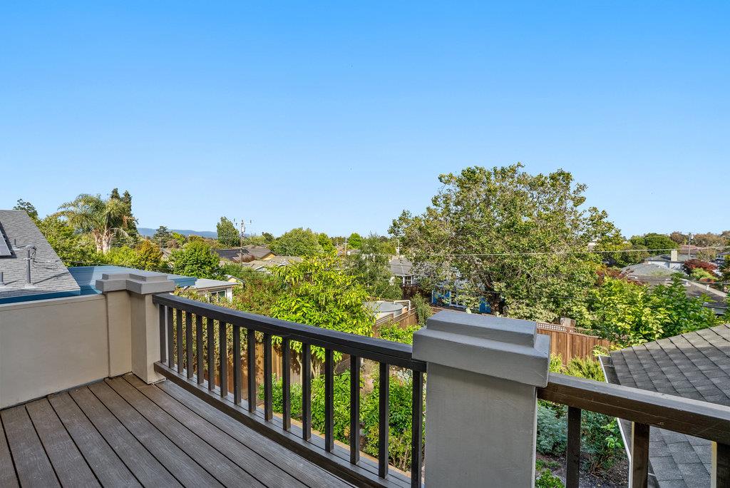 Detail Gallery Image 29 of 56 For 1545 Escalona Dr, Santa Cruz,  CA 95060 - 3 Beds | 3 Baths