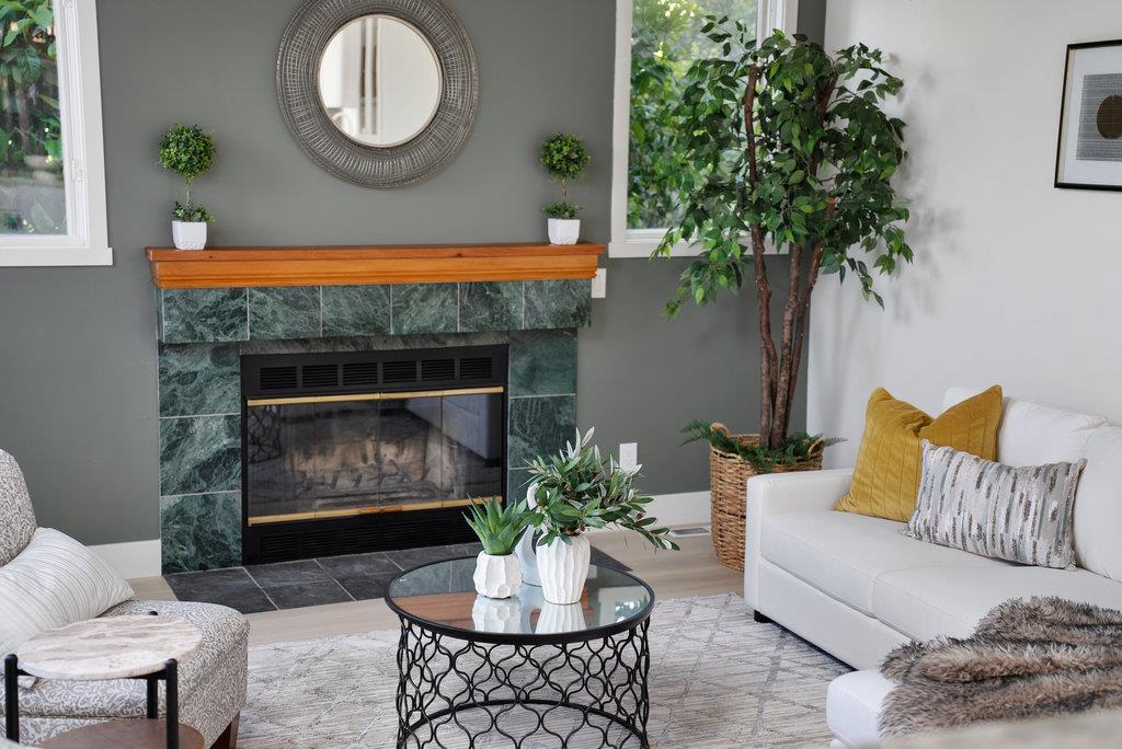 Detail Gallery Image 6 of 56 For 1545 Escalona Dr, Santa Cruz,  CA 95060 - 3 Beds | 3 Baths