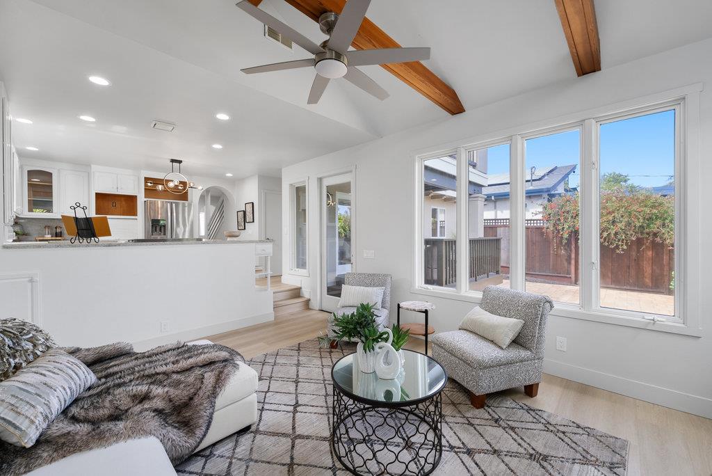 Detail Gallery Image 9 of 56 For 1545 Escalona Dr, Santa Cruz,  CA 95060 - 3 Beds | 3 Baths