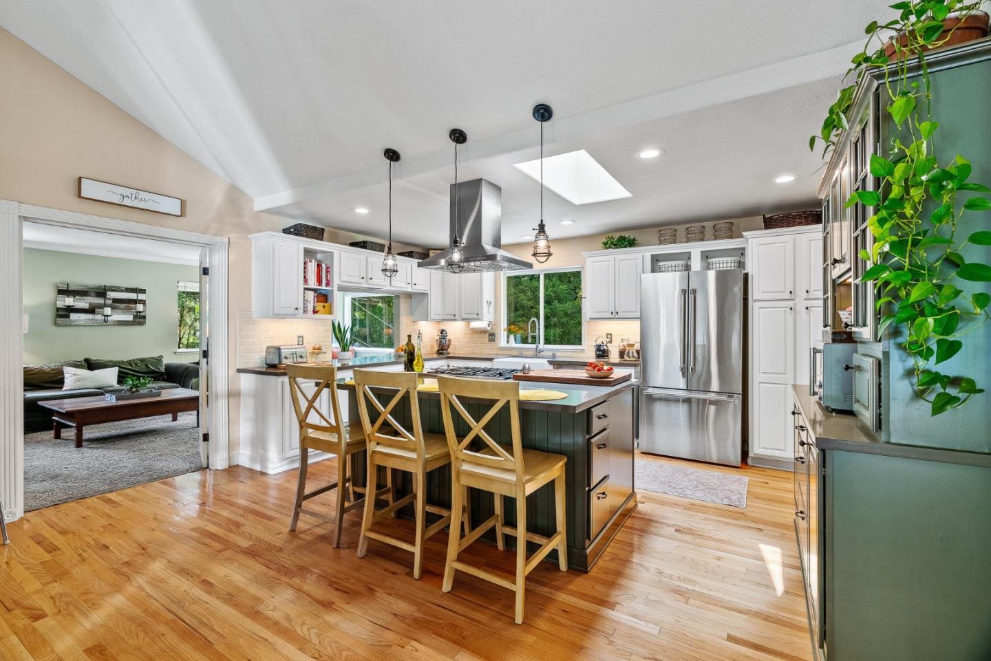 Detail Gallery Image 17 of 74 For 268 Shadow Crk, Corralitos,  CA 95076 - 3 Beds | 2 Baths
