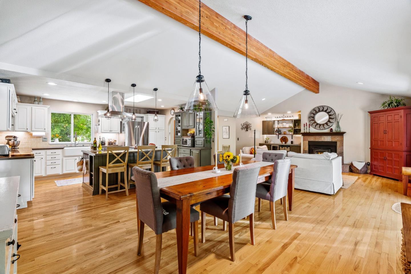 Detail Gallery Image 7 of 74 For 268 Shadow Crk, Corralitos,  CA 95076 - 3 Beds | 2 Baths