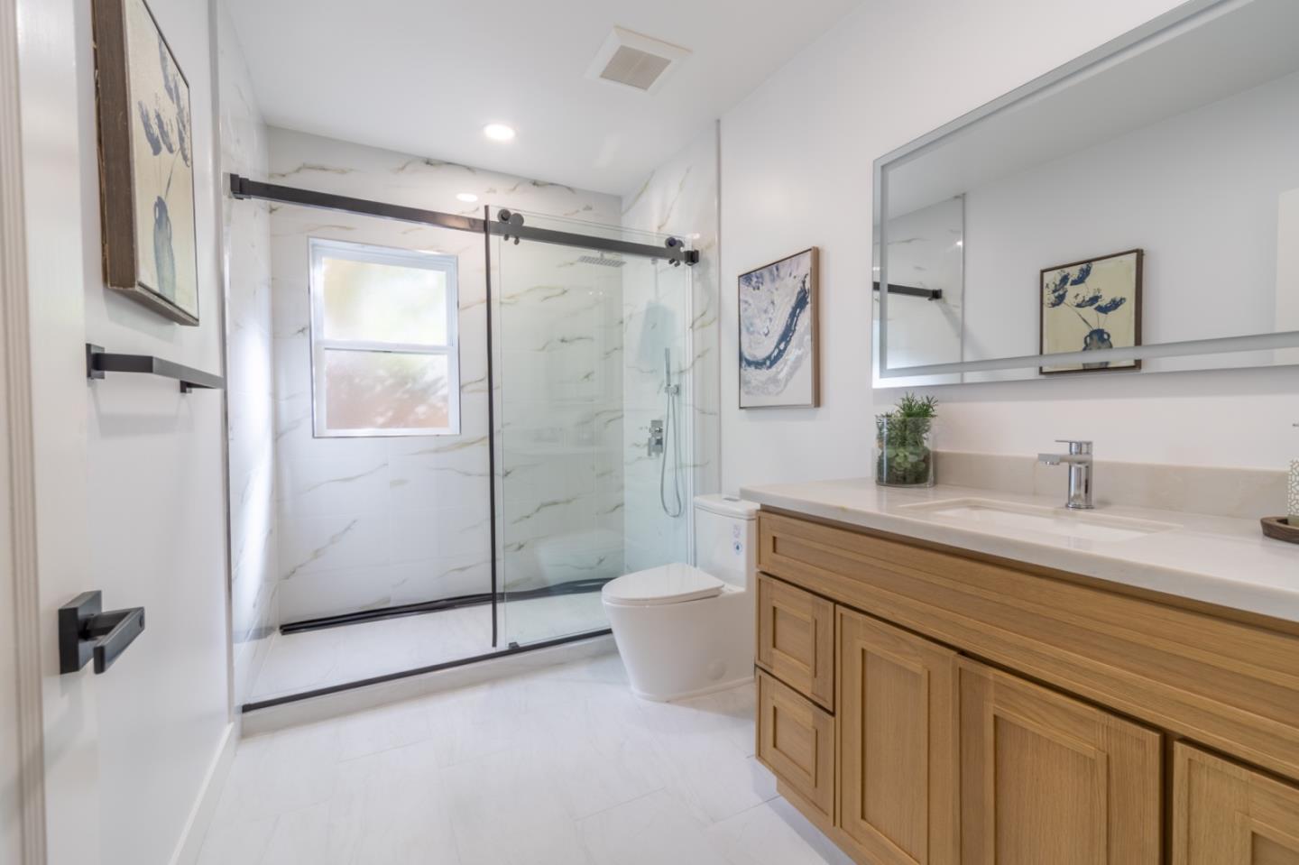 Detail Gallery Image 10 of 35 For 1858 Cleveland Ave, San Jose,  CA 95126 - 2 Beds | 2 Baths
