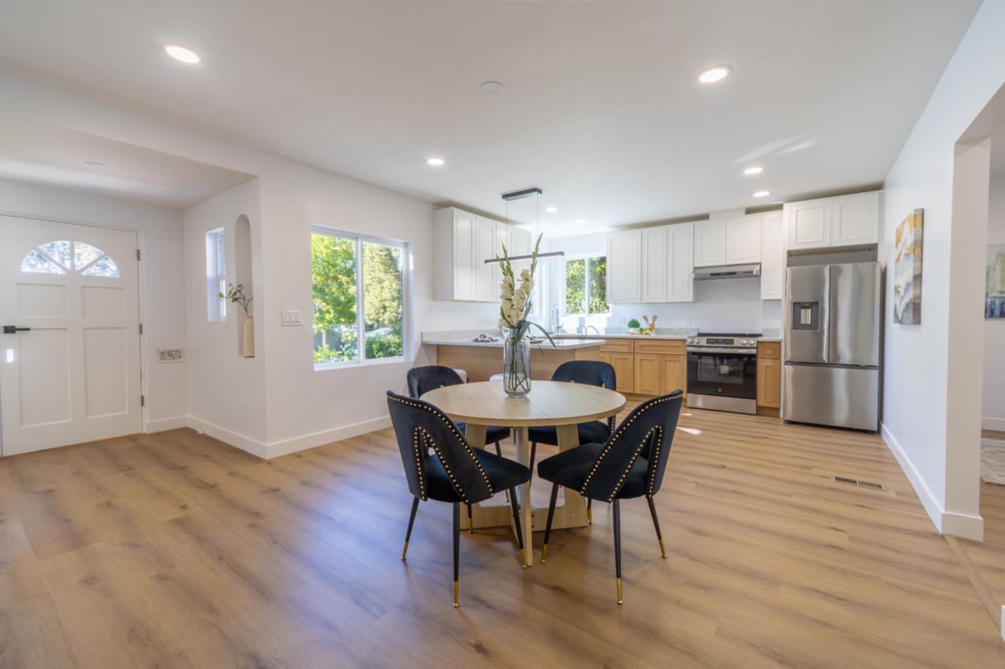 Detail Gallery Image 13 of 35 For 1858 Cleveland Ave, San Jose,  CA 95126 - 2 Beds | 2 Baths