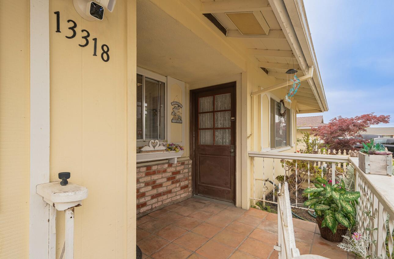 Detail Gallery Image 3 of 18 For 13318 Jackson St, Salinas,  CA 93906 - 4 Beds | 2 Baths