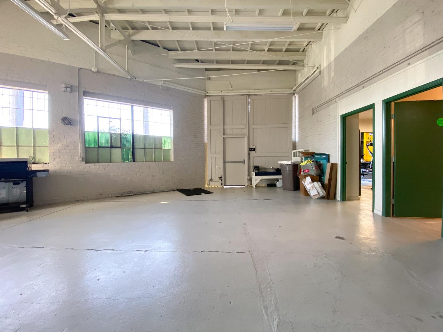 Detail Gallery Image 26 of 29 For 2515 Seminary Ave, Oakland,  CA 94605 - – Beds | – Baths