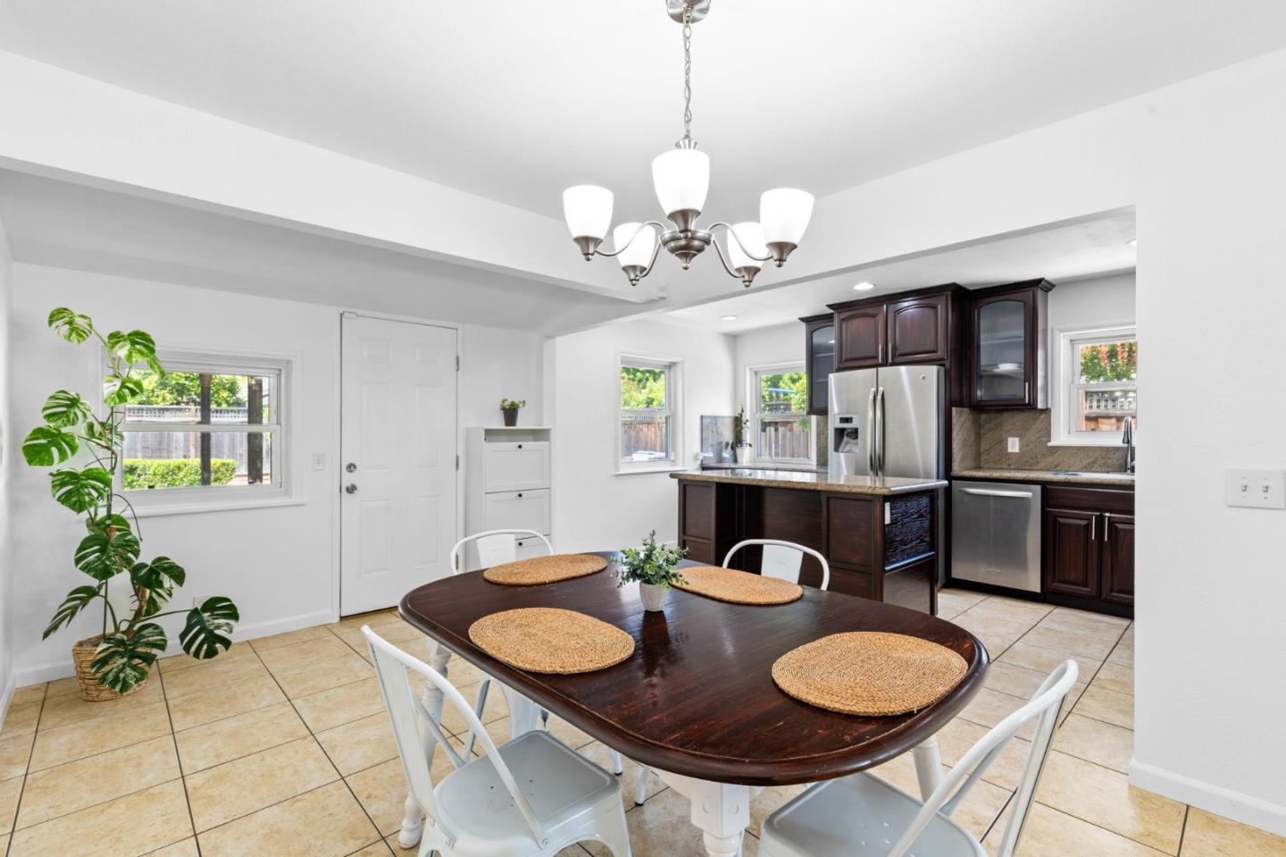 Detail Gallery Image 10 of 23 For 505 Leigh Ave, San Jose,  CA 95128 - 2 Beds | 1 Baths