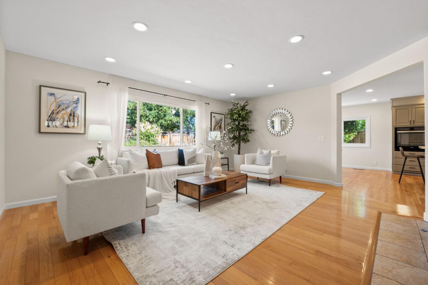 Detail Gallery Image 22 of 57 For 1544 Klamath Dr, Sunnyvale,  CA 94087 - 4 Beds | 2 Baths