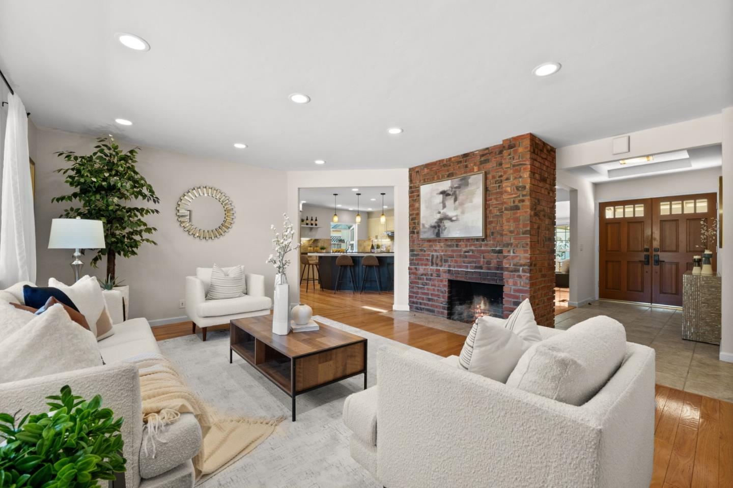 Detail Gallery Image 24 of 57 For 1544 Klamath Dr, Sunnyvale,  CA 94087 - 4 Beds | 2 Baths