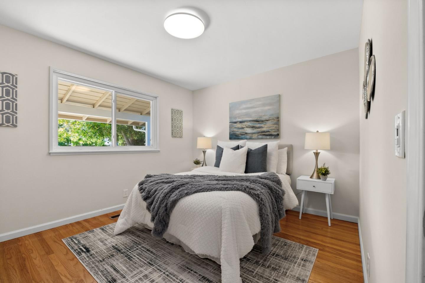 Detail Gallery Image 27 of 57 For 1544 Klamath Dr, Sunnyvale,  CA 94087 - 4 Beds | 2 Baths