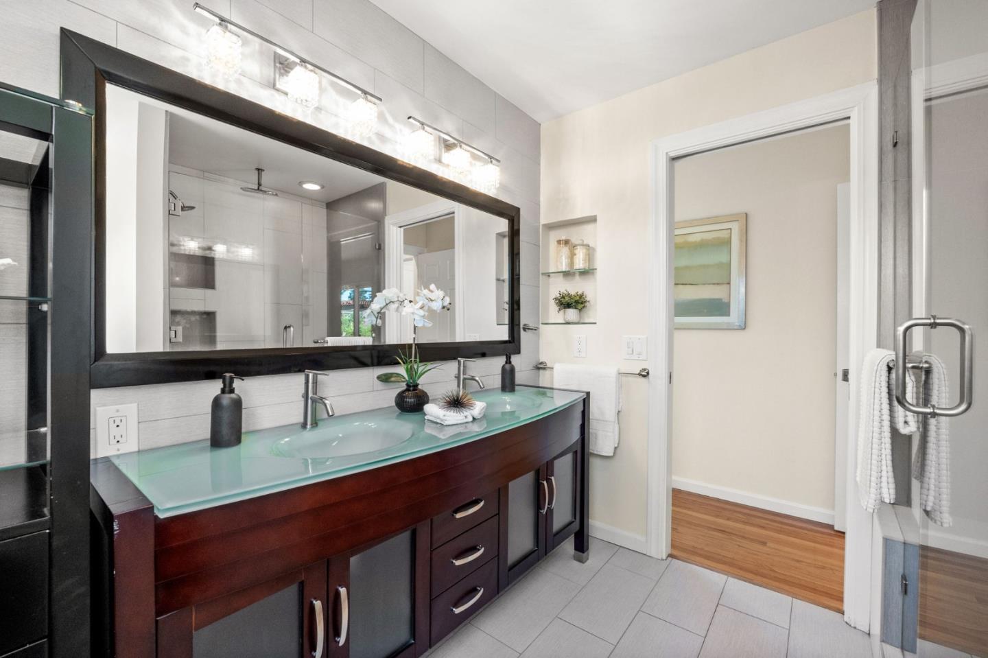 Detail Gallery Image 39 of 57 For 1544 Klamath Dr, Sunnyvale,  CA 94087 - 4 Beds | 2 Baths