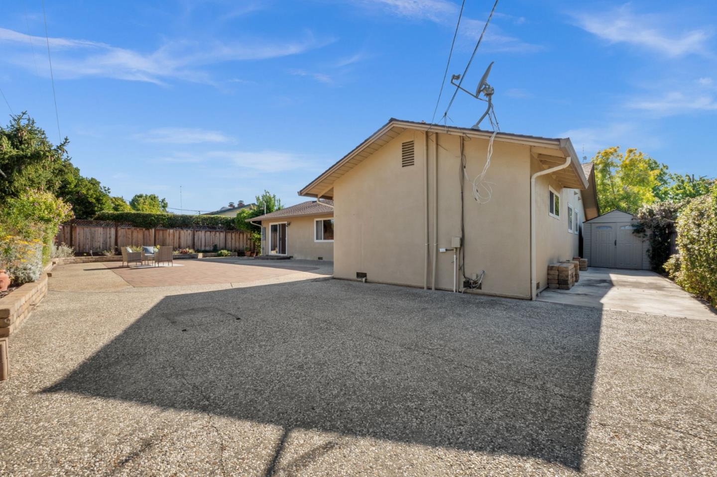 Detail Gallery Image 47 of 57 For 1544 Klamath Dr, Sunnyvale,  CA 94087 - 4 Beds | 2 Baths