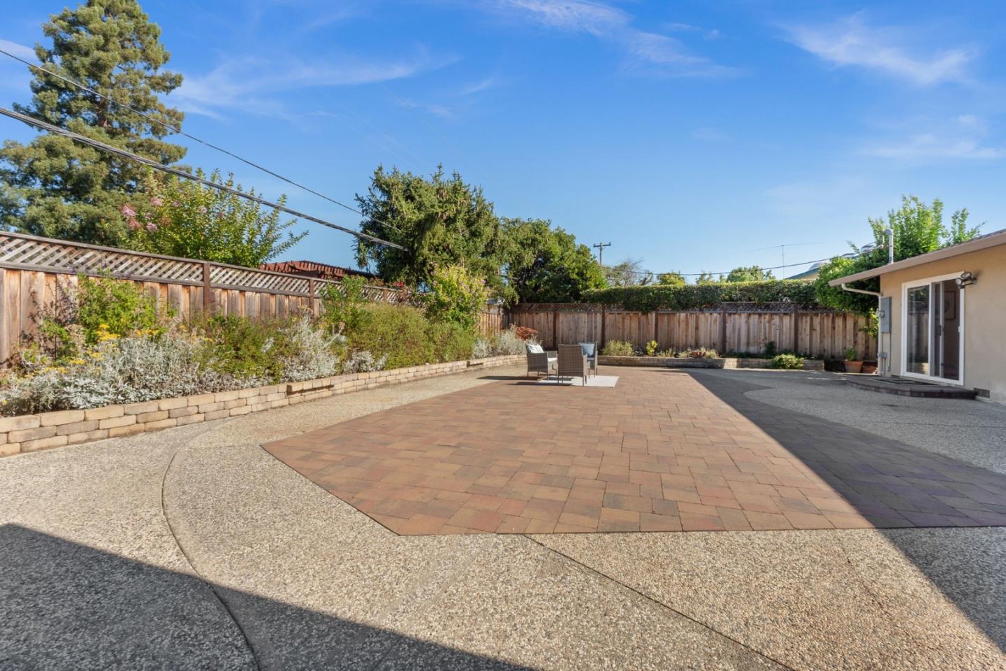 Detail Gallery Image 48 of 57 For 1544 Klamath Dr, Sunnyvale,  CA 94087 - 4 Beds | 2 Baths
