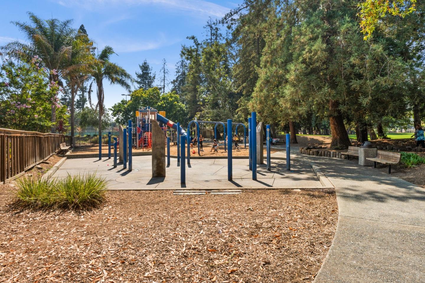 Detail Gallery Image 53 of 57 For 1544 Klamath Dr, Sunnyvale,  CA 94087 - 4 Beds | 2 Baths