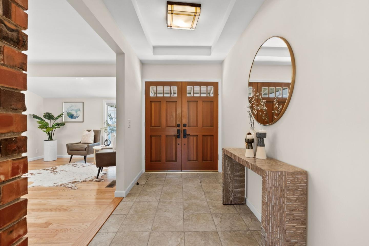Detail Gallery Image 6 of 7 For 1544 Klamath Dr, Sunnyvale,  CA 94087 - 4 Beds | 2 Baths