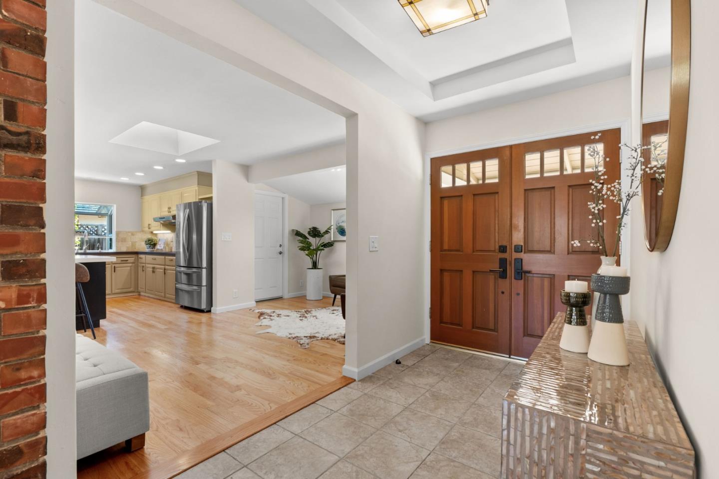 Detail Gallery Image 8 of 57 For 1544 Klamath Dr, Sunnyvale,  CA 94087 - 4 Beds | 2 Baths