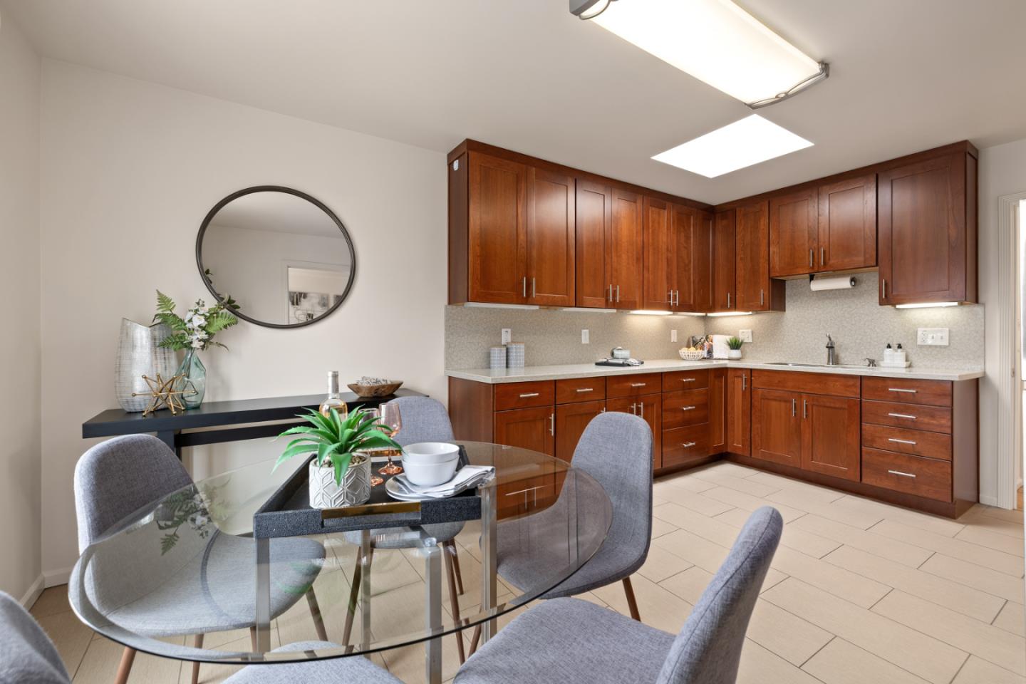 Detail Gallery Image 11 of 26 For 1830 40th Ave, San Francisco,  CA 94122 - 3 Beds | 2 Baths