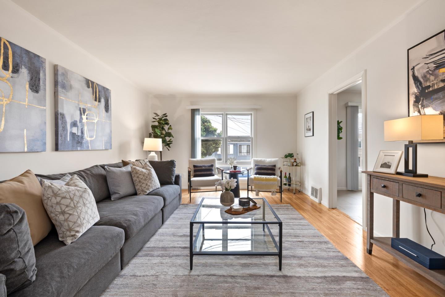Detail Gallery Image 5 of 26 For 1830 40th Ave, San Francisco,  CA 94122 - 3 Beds | 2 Baths
